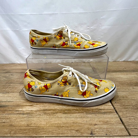 VANS Authentic x Disney Winnie Pooh Bear All Over‎ Print Men's  size 11 - Picture 1 of 8